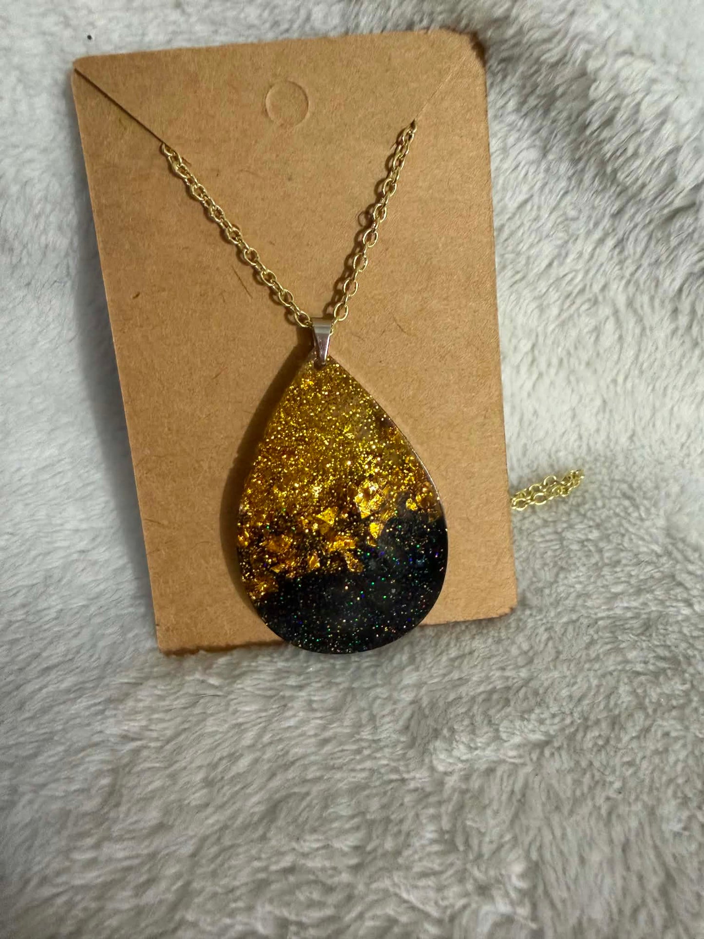 Black & Gold Color Block Teardrop Resin Pendant Necklace