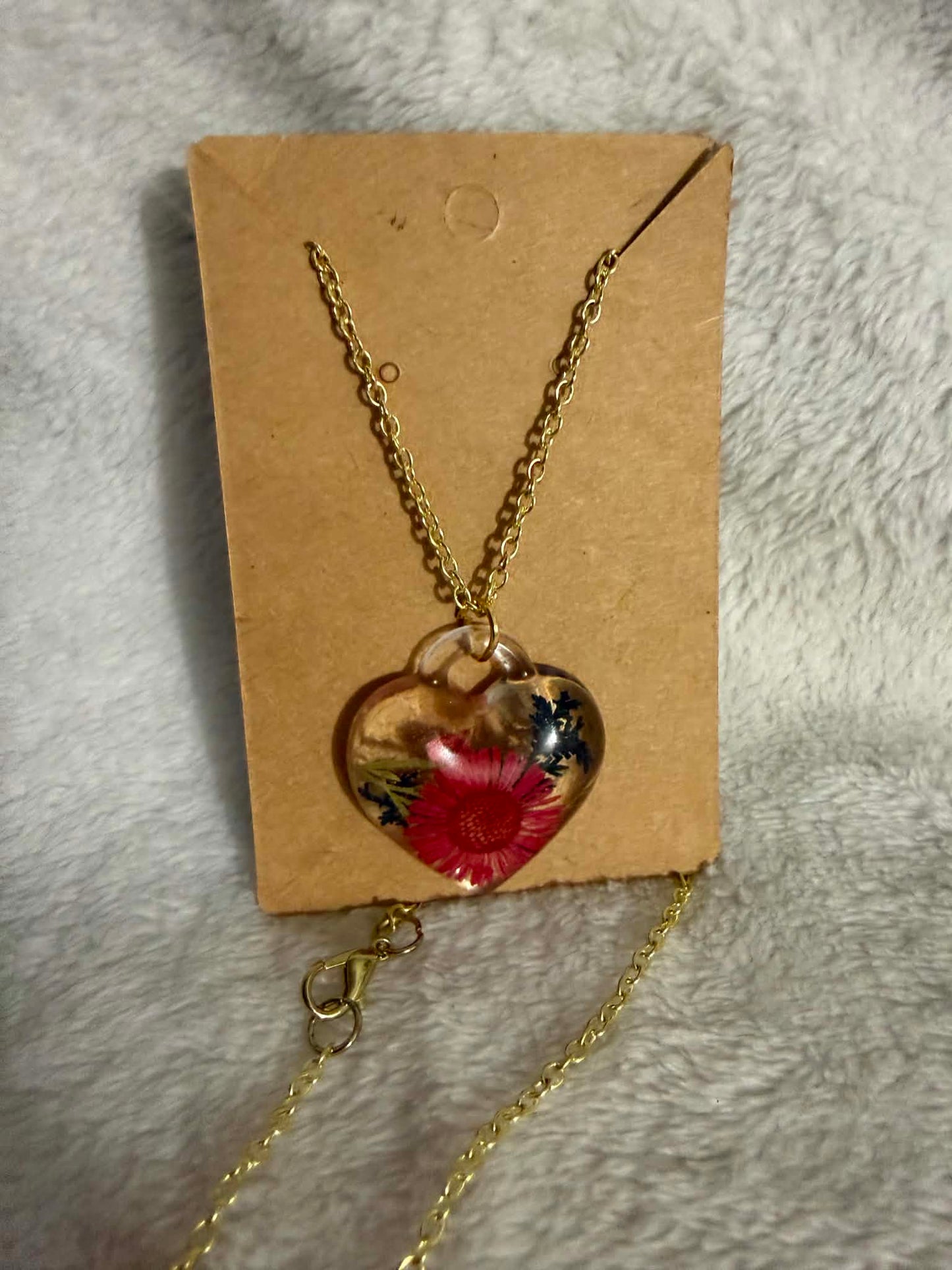 Pressed Red Daisy Botanical 3D Heart Resin Pendant Necklace