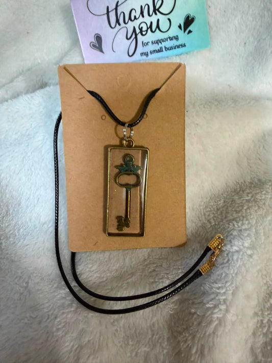 Vintage Ornate Skeleton Key Necklace