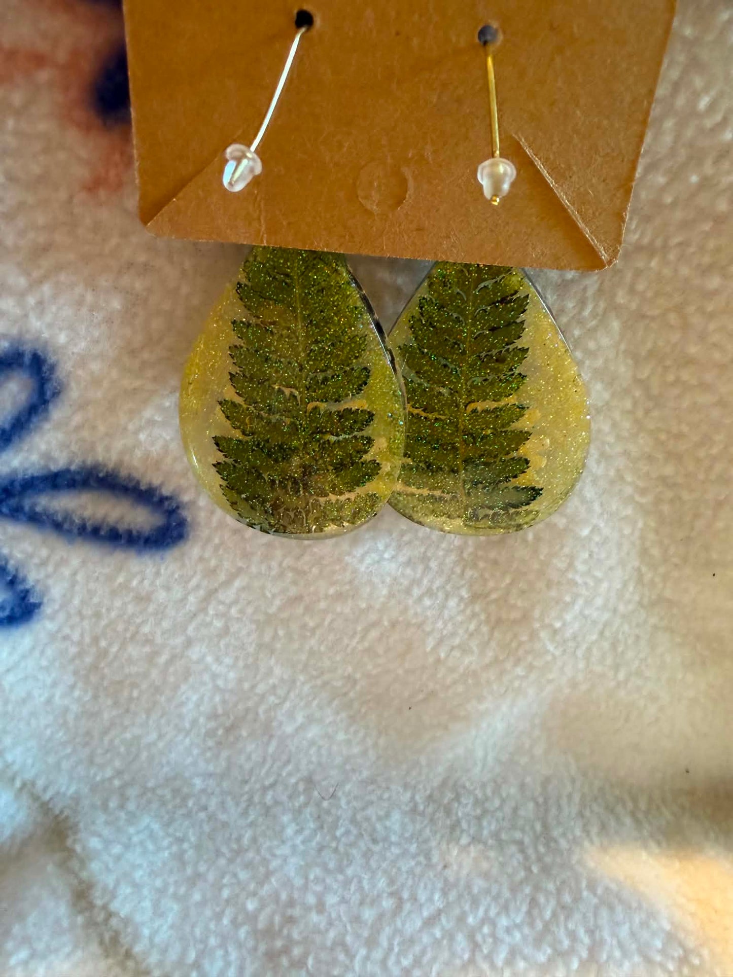 Daisy & Fern Teardrop Resin Earrings