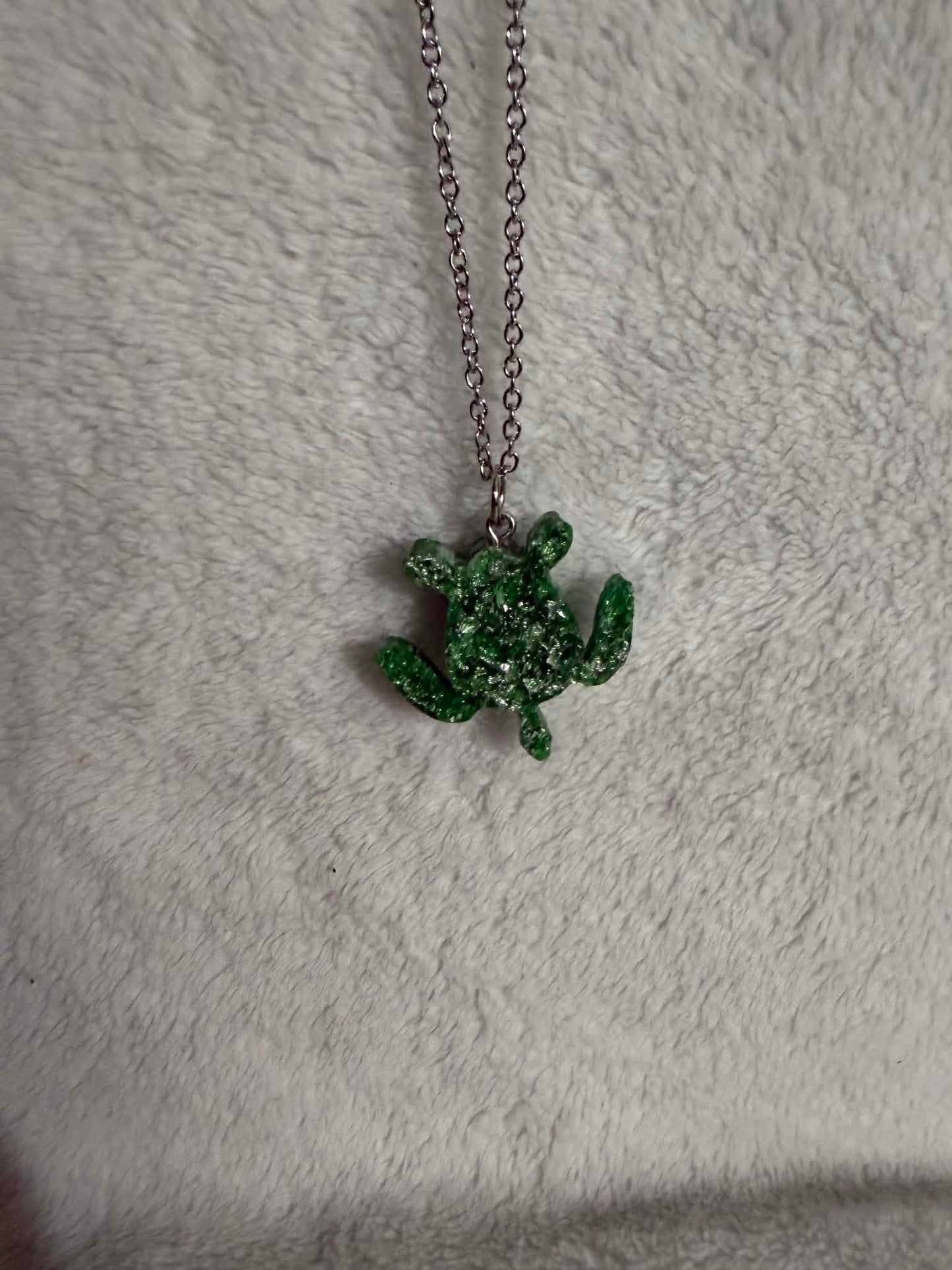 Green & Silver Sea Turtle Pendant Necklace